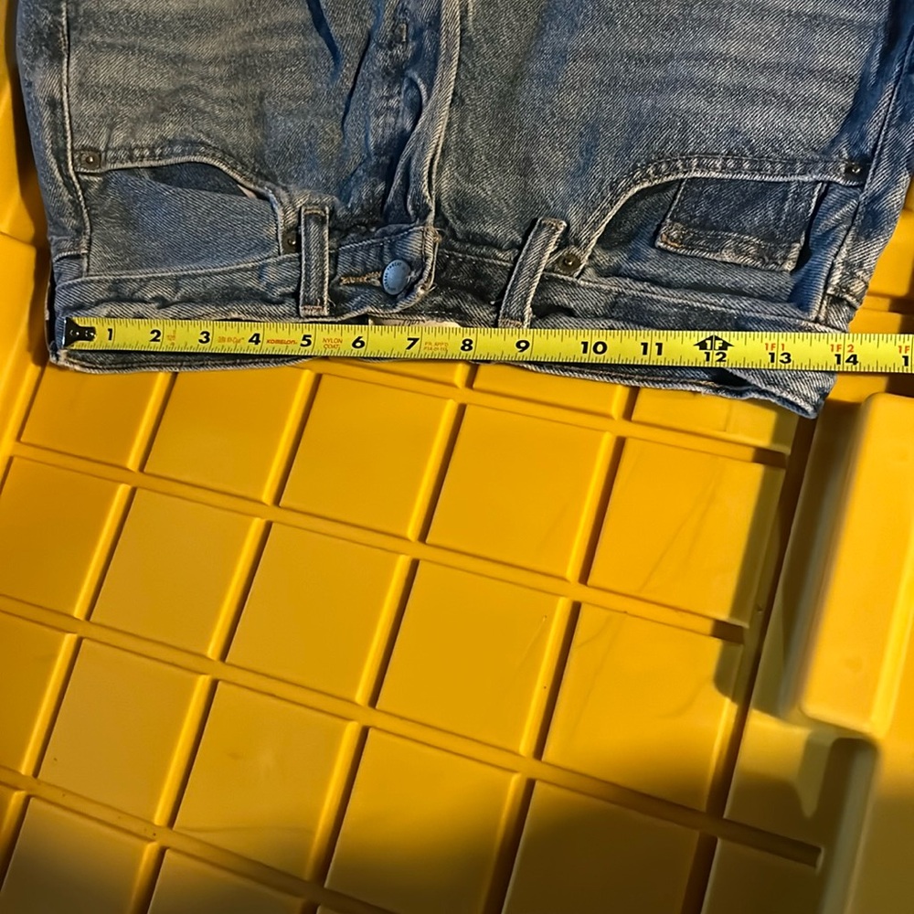 Jean Shorts - Picture 3 of 4